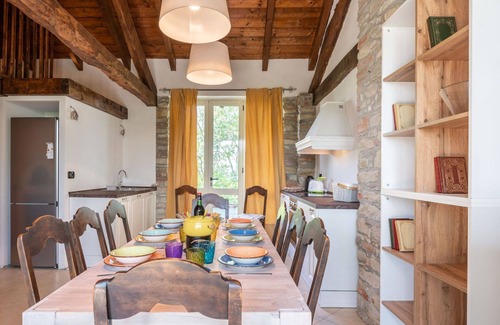 Ovada House | Stunning private villa for 12 people with A/C, private pool, WIFI, hot tub, terrace and pets all.