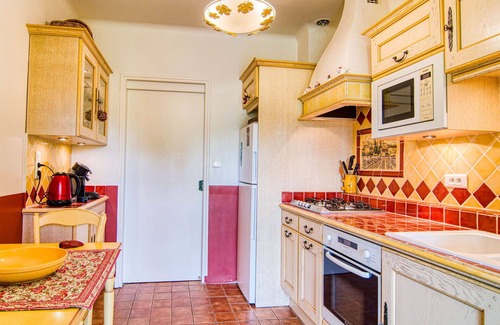 Carces House | Stunning private villa for 6 guests with private pool, WIFI, TV, terrace and panoramic view