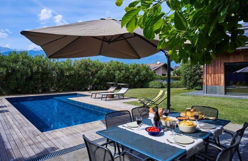 Colico Piano Villa | Stunning private villa with private pool, hot tub, A/C, WIFI, TV, patio and pets allowed
