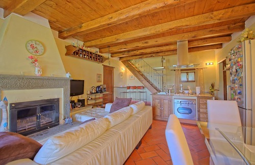 Pieve di Chio Villa | Stunning private villa with WIFI, private pool, TV, patio, pets allowed and panoramic view