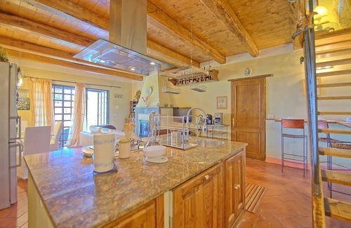 Pieve di Chio Villa | Stunning private villa with WIFI, private pool, TV, patio, pets allowed and panoramic view