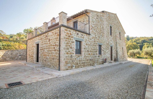 Torricella Villa | Stunning private villa with private pool, WIFI, A/C, hot tub, TV, patio, pets allowed and parking