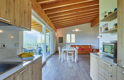 Domaso House | Stunning private villa for 8 people with WIFI, TV, terrace and pets allowed