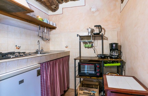 Pescia Villa | Stunning private villa for 10 guests with WIFI, private pool, TV, terrace and panoramic view