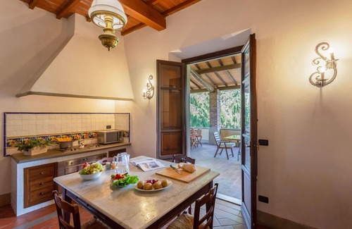 Vicchio Villa | Stunning private villa for 20 guests with private pool, WIFI, sauna, TV, patio and panoramic view