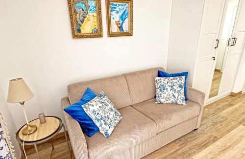 Les Baumettes Apartment | Stunning Studio Rue France Promenade des Anglais