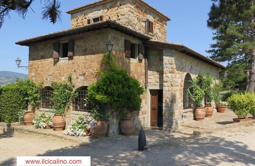 Pieve Santo Stefano Villa | Stunning Traditional Tuscan House