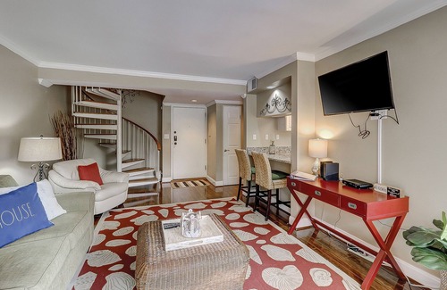Shelter Cove Condo | Stunning Two-Story Condo with Private Balcony, Free WiFi, Pool & Washer/Dryer