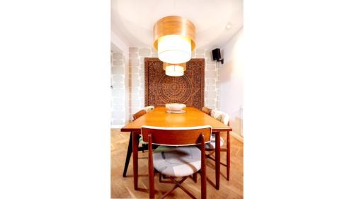 Crofton Park House | Stunning Urban Retreat with Private Garden