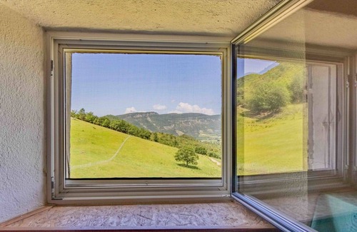 Roche-Saint-Secret Villa | Stunning villa for 4 people with WIFI, TV, pets allowed and panoramic view