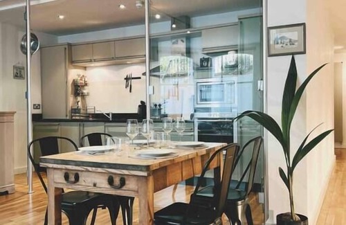 Hove Apartment | Stunning Victorian Mansion Apartment