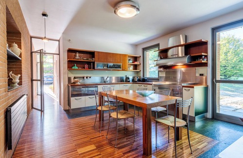 Canelli House | Stunning views and private pool