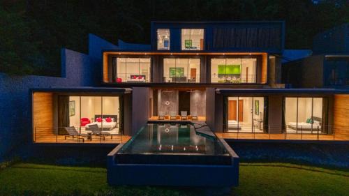 Chalong Villa | Stunning Views - Villa Maan Ingfah (VMI1)