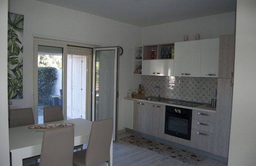 Pizzo Villa | Stunning villa for 5 guests with pool, A/C, WIFI, veranda and pets allowed