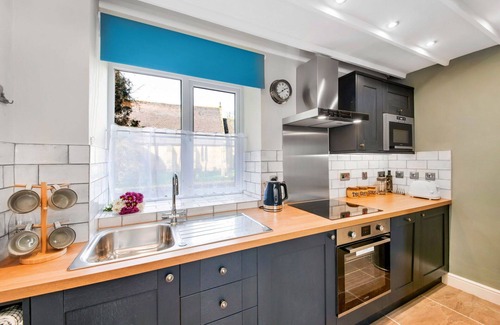 Grewelthorpe House | Stunning villa for 2 people with WIFI, TV and pets allowed
