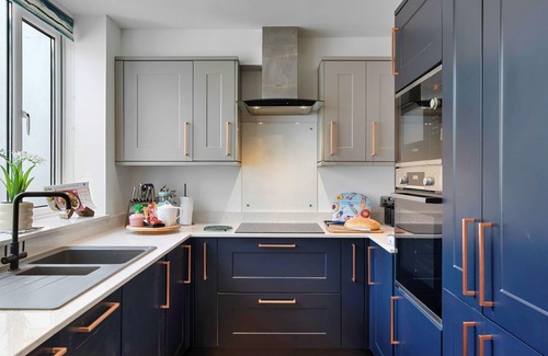Stoke Gabriel House | Stunning villa for 4 guests with WIFI and pets allowed
