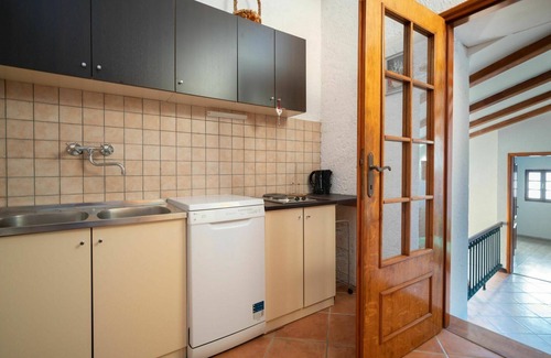 Sucici House | Stunning villa for 6 guests with WIFI, A/C, TV, terrace and panoramic view