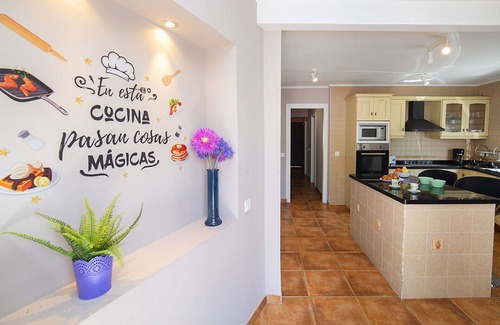 San Juan de Alicante House | Stunning villa for 10 guests with WIFI, private pool, A/C, TV and terrace