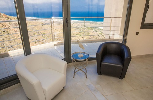 La Parata Villa | STUNNING VILLA IN THE PARATA