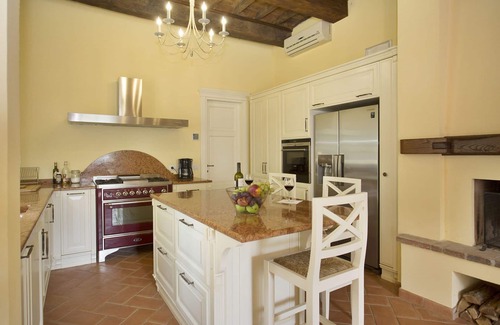 Lucca Villa | Stunning villa with private pool, A/C, WIFI, TV, patio and panoramic view, close to Lucca