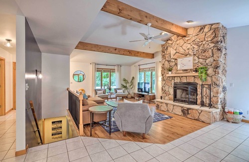 Putnam House | Stunning Waterfront Home w/ Fireplace & Grill