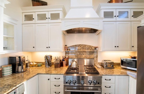San Rafael House | STUNNING WATERFRONT BAYHOUSE 15 MIN TO GG BRIDGE AND 45 MINUTES TO NAPA