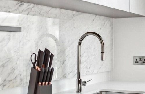 Shepherd's Bush Apartment | Stunning Westfield 2 bed