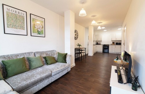 Ladywell Apartment | Stylish 1 -bed Apartment in Lewisham - 15 mins to London Bridge and Greenwich