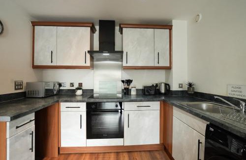 Bon-y-maen Apartment | Stylish 1-Bedroom Apartment sleeps 4