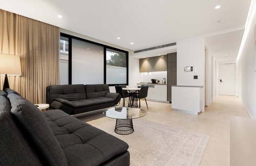Coogee Apartment | Stylish 1BR Apartment w/Balcony near Coogee Beach