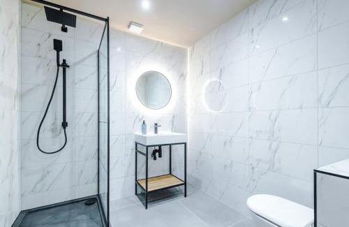 Llandudno Apartment | Stylish 1BR Studio with Luxury Finishes