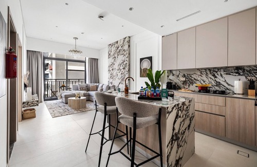 Al Barsha Apartment | Stylish 1BR with PS5, Sauna and Kids` Play Area