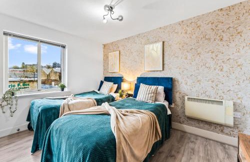 Healey Lane Apartment | Stylish 2 Bed 2 Bath Abode with Parking