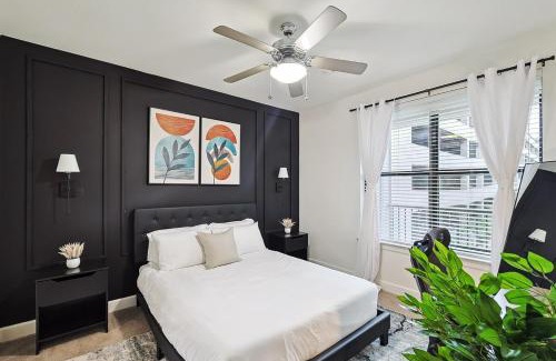 Frisco Apartment | Stylish 2B near Legacy West Wi-Fi Fitness Pool 1235