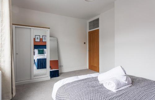 Newcastle-upon-Tyne House | Stylish 3-br Home In Gateshead Near Newcastle