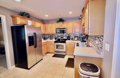 Pleasant View House | Stylish 4BR Home on Tranquil Country Road