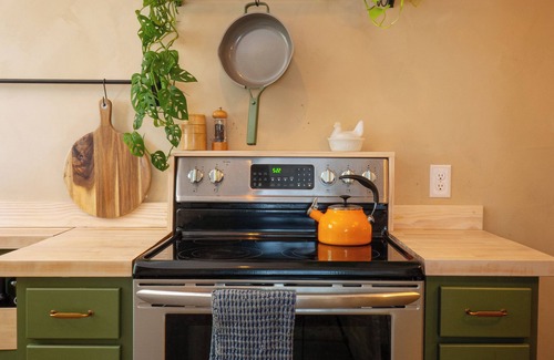 South Pensacola House | Stylish Abode - Downtown Pensacola
