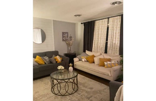 State College House | Stylish and clean single family home, Located minutes away from football stadium