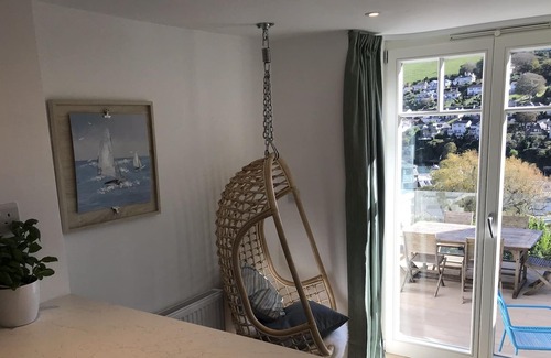 Newton Ferrers Apartment | Stylish and cosy apartment with amazing view of the river