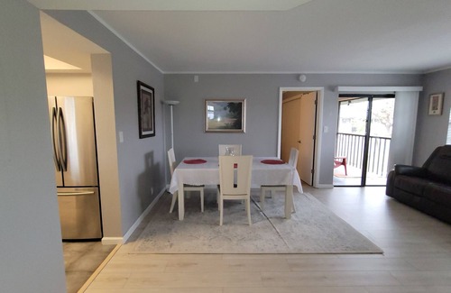 Port Charlotte Condo | STYLISH APARTMENT CLOSE TO SHOPPING RESTAURANTS