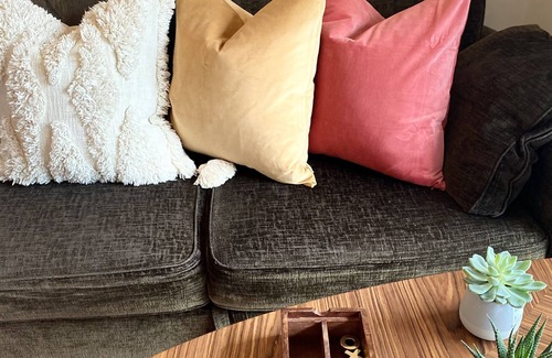 West Ealing Apartment | Stylish Apartment With a View in Leafy Ealing