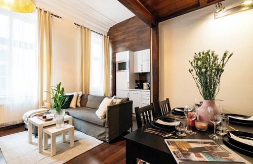 Stare Miasto Apartment | Stylish Apartment with mezzanine