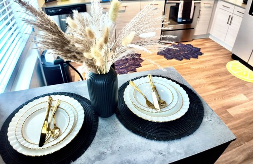 Inman Park Apartment | Stylish ATL Beltline Gem