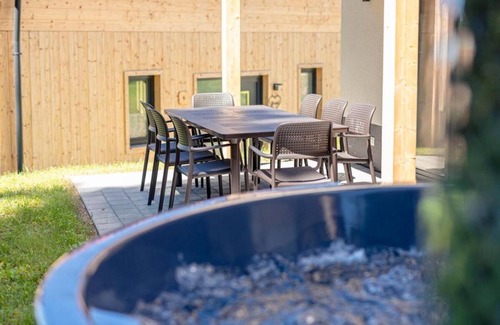 Sankt Englmar Apartment | Stylish chalet (141sqm) with terrace and hot tub