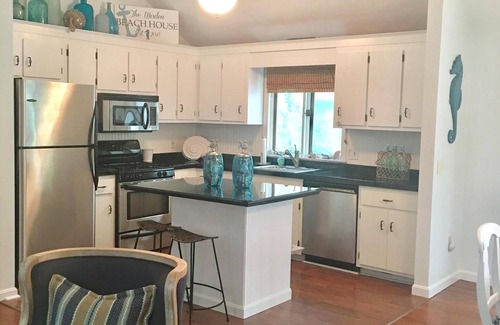 South Chatham House | STYLISH CHATHAM HOUSE