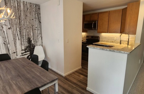 Warren Condo | Stylish Condo at Sugarbush Mountain