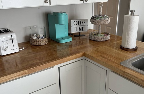 Crisfield Condo | Stylish Condo with a Great View