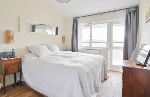 Covent Garden Apartment | Stylish Covent Garden duplex in beautiful centrally located neighbourhood