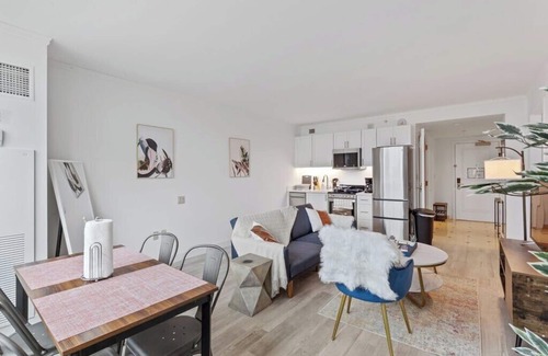 Atlantic City Apartment | Stylish CozySuites Condo at Showboat #6