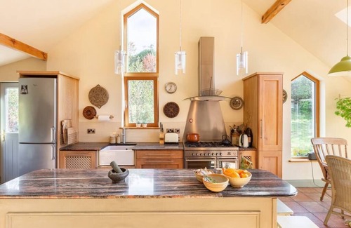 Kenmare House | Stylish Earth House offering unique seclusion close to bay and heritage town